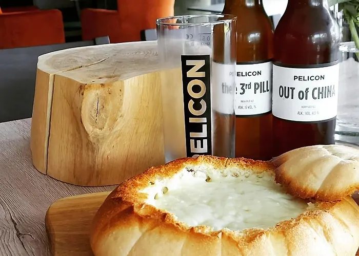 & Burgers Rezidenca Pipanova 4* Любляна