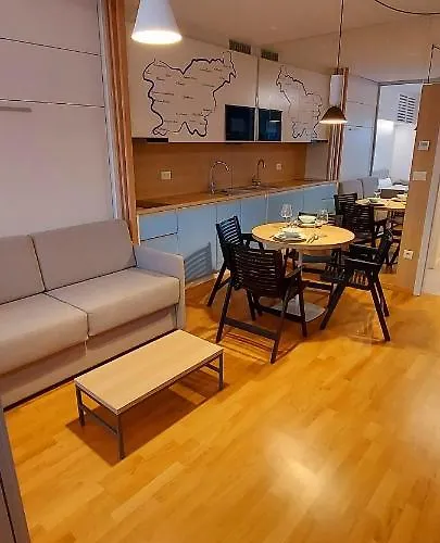 & Burgers Rezidenca Pipanova Апарт-отель