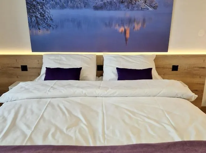 & Burgers Rezidenca Pipanova