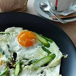 & Burgers Rezidenca Pipanova Aparthotel Lubiana