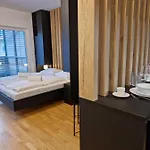 Ξενοδοχείο με διαμερίσματα & Burgers Rezidenca Pipanova 4*