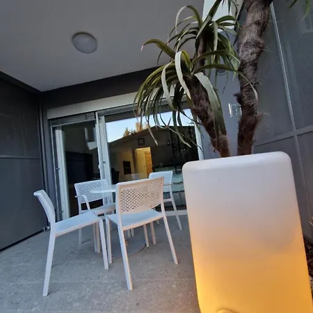 & Burgers Rezidenca Pipanova