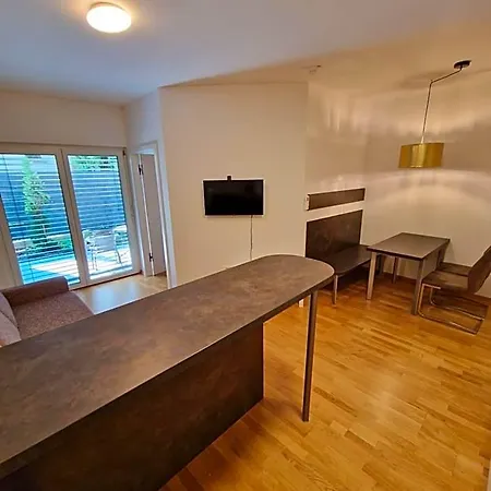 Apartmanhotel & Burgers Rezidenca Pipanova