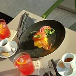 & Burgers Rezidenca Pipanova 4* Ljubljana