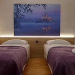 & Burgers Rezidenca Pipanova Apart Otel Ljubljana