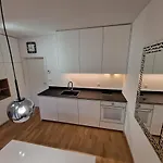 & Burgers Rezidenca Pipanova Apart Otel