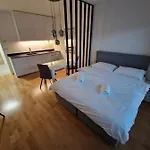 Apart Otel & Burgers Rezidenca Pipanova 4*
